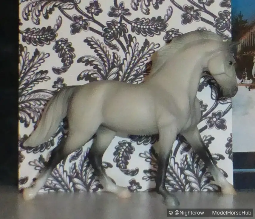 Warmblood - Mystery Horse Surprise Series 8