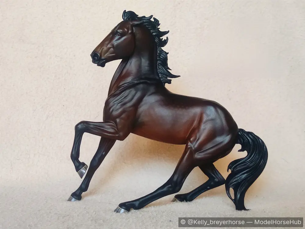 Gorgeous — entry in CM/AR Other Pure/Mixed Light & Gaited