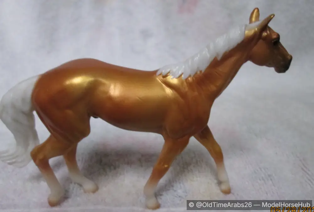 Walking Thoroughbred