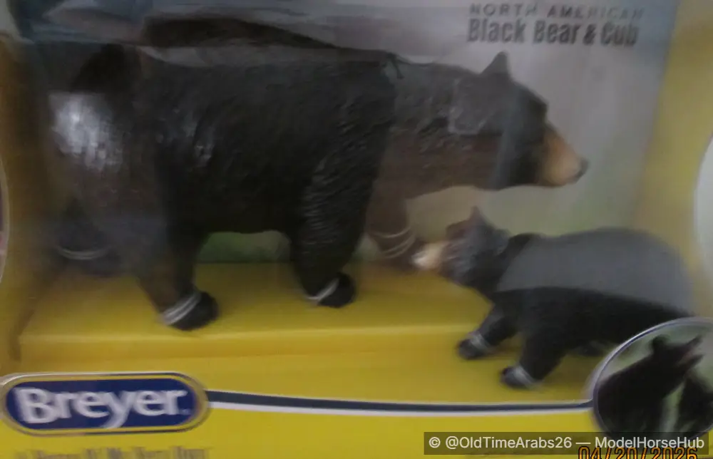 Black Bear Sow and Cub set 10330