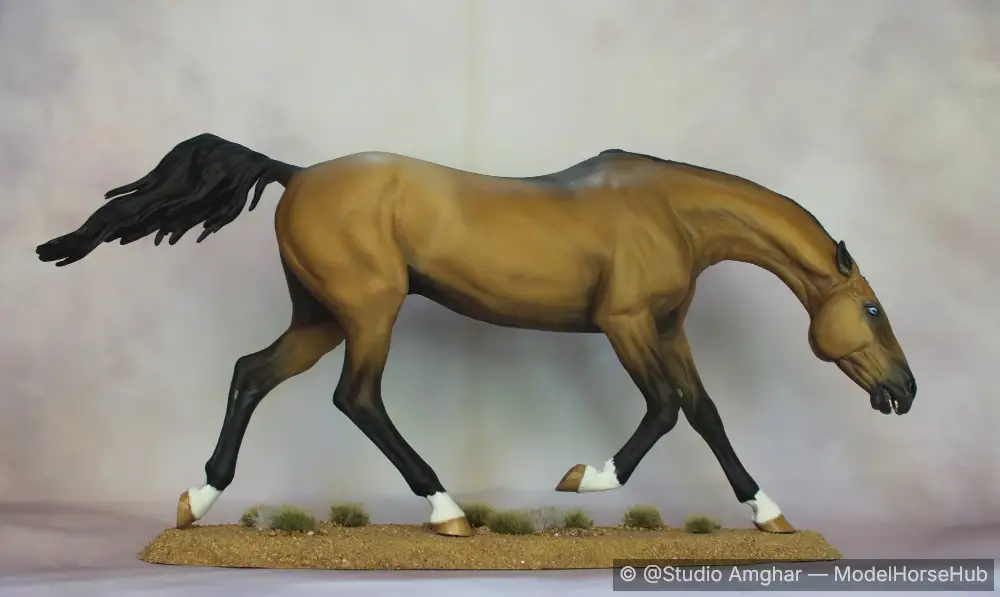 Akhal-Teke stretching its neck — entry in Arabian, Part-Arabian & Gaited