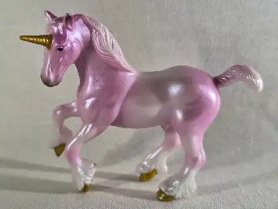 Breyer #6217 Horse Crazy Unicorn Surprise