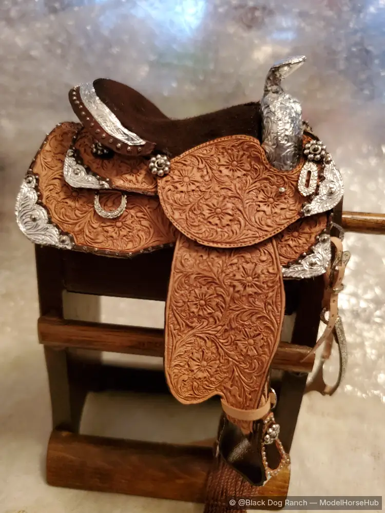 Light Oil Western Pleasure Saddle Set
