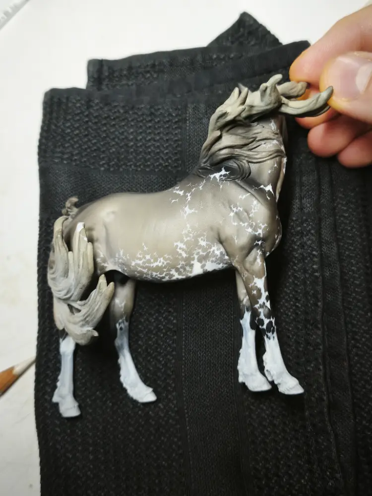 Details & markings